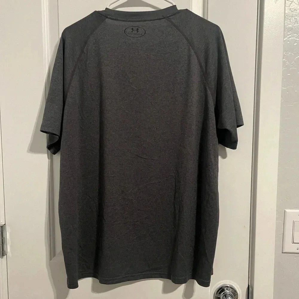 mens Under Armour shirt L - Picture 3 of 3